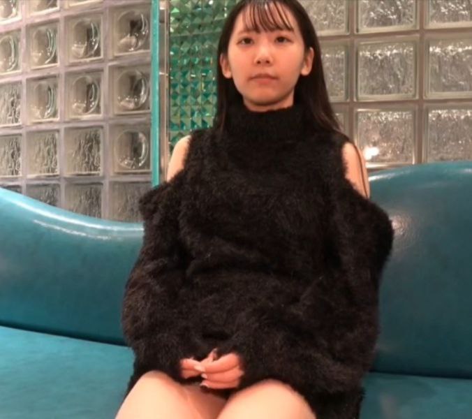 おっとり優しそうな和菓子屋パートさんの本性は’発情牝妻’ 小橋由希 35歳 第二章 近所のラブホテルに籠もって舐めて